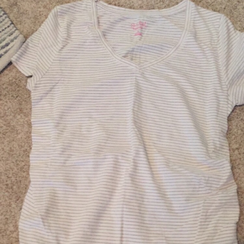 Isabel Maternity cream and gold tee